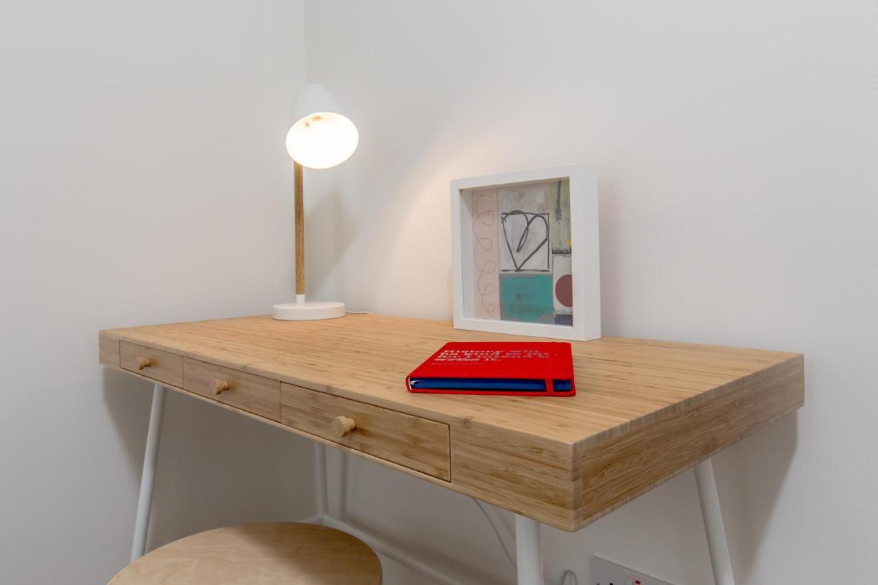 Dreamhouse Apartments Edinburgh Haymarket ภายนอก รูปภาพ